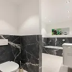 Haus Jensen 1 ליסט