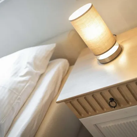 Haus Jensen 1 * List